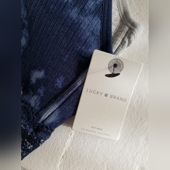 NWT Lucky Brand 2 pack Wireless Bras Size 36C Blue Gray - Picture 4 of 10